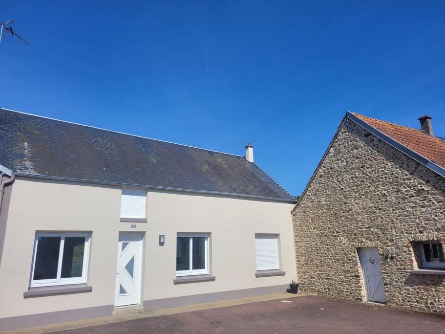 La Vallee Creances Exterior photo